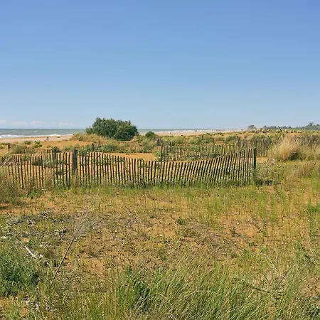 Apartment Relax In A With Pool *