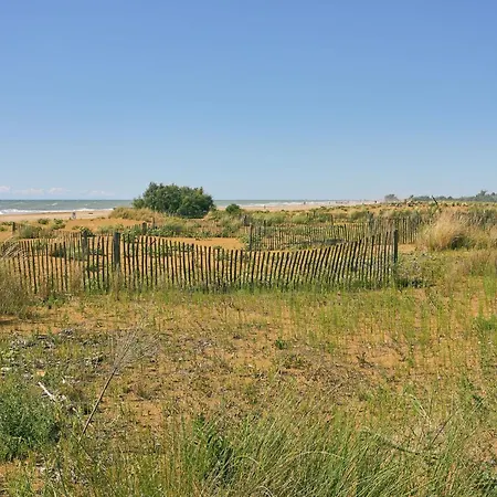 Relax In A With Pool Apartment